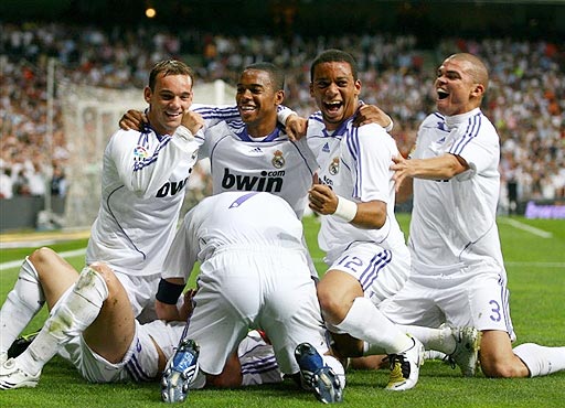 NBA球员专访：詹姆斯谈季后赛目标,